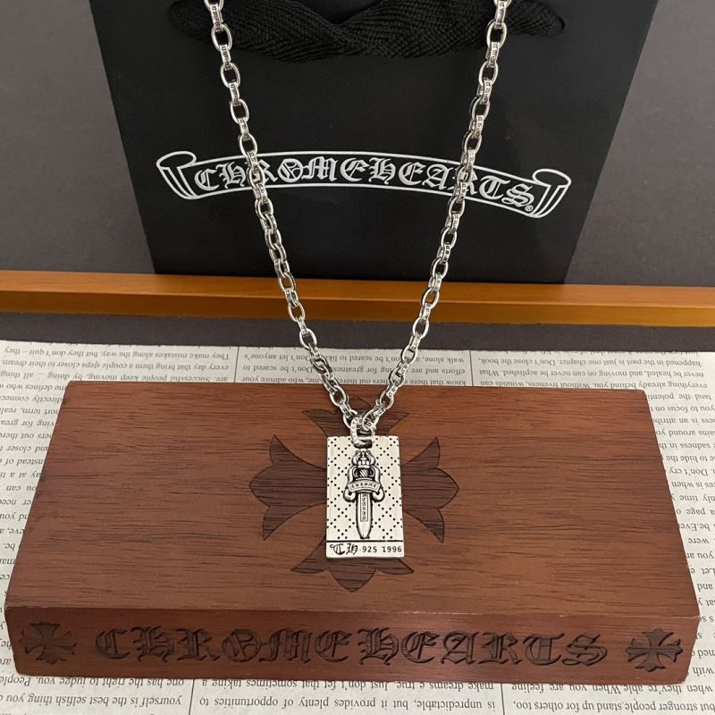 Ch**me He**ts necklaces